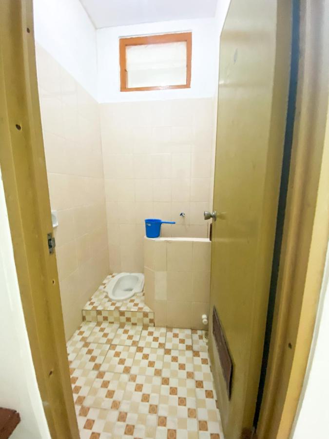 Homey Guesthouse Kertajaya Surabaya Dış mekan fotoğraf