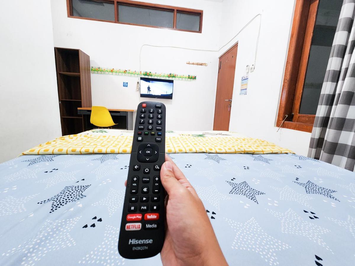 Homey Guesthouse Kertajaya Surabaya Dış mekan fotoğraf