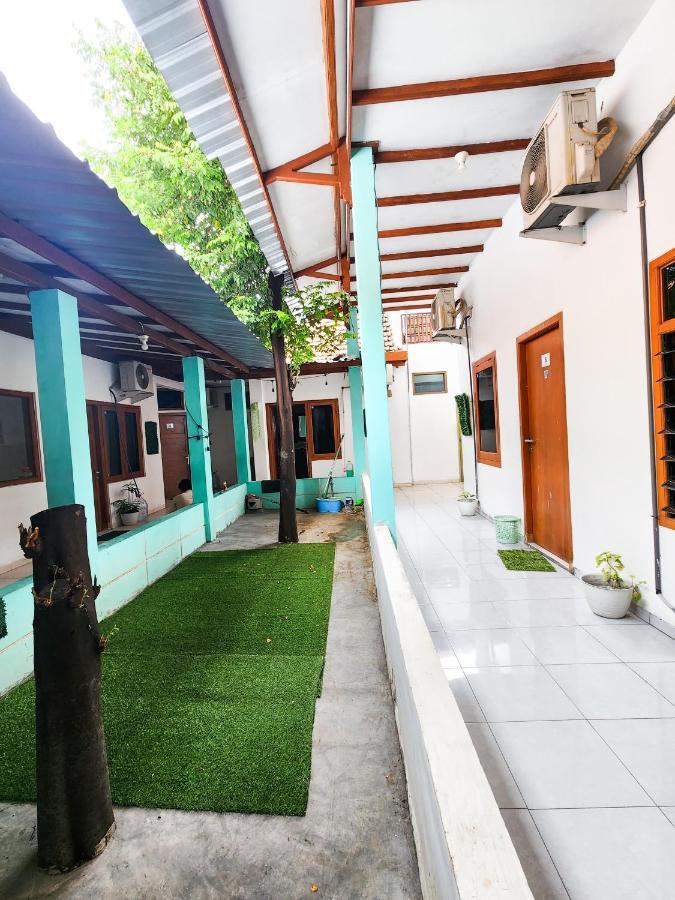 Homey Guesthouse Kertajaya Surabaya Dış mekan fotoğraf