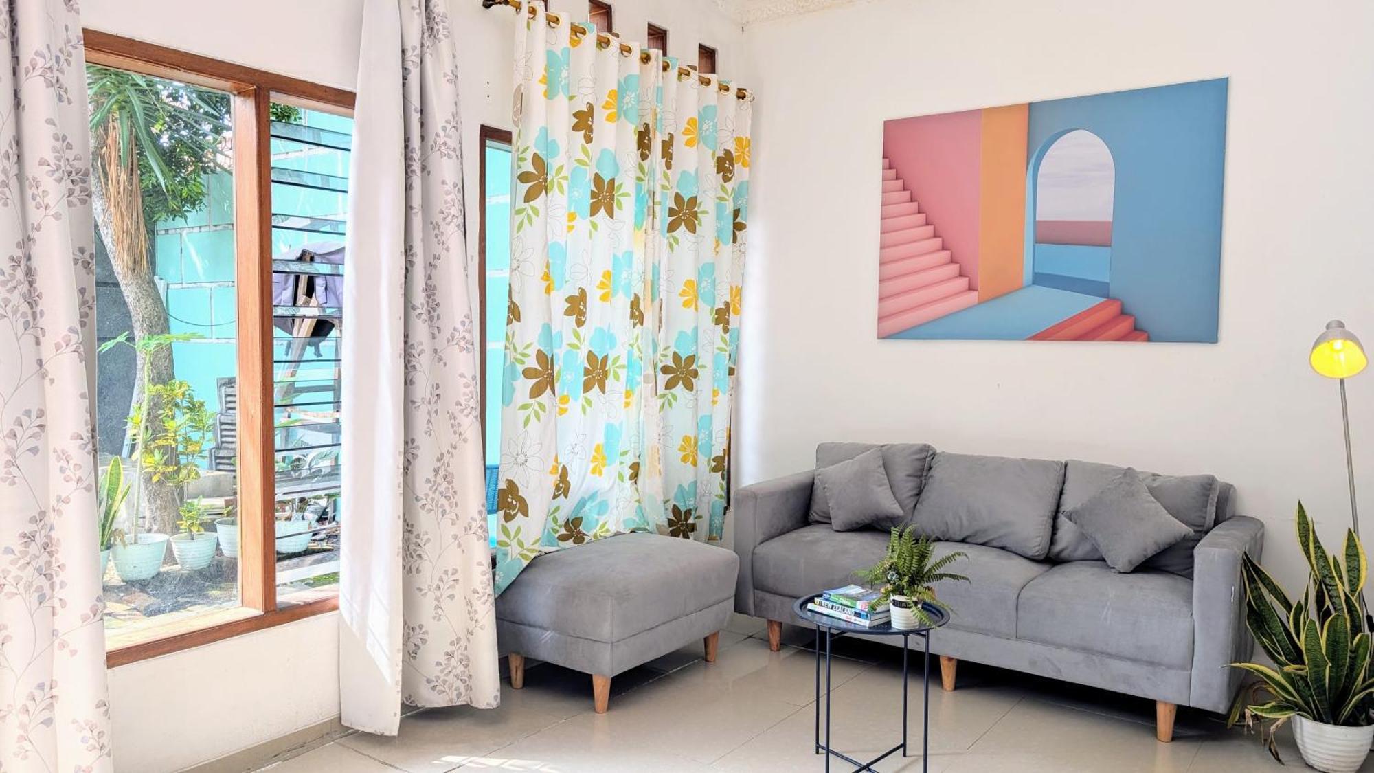 Homey Guesthouse Kertajaya Surabaya Dış mekan fotoğraf