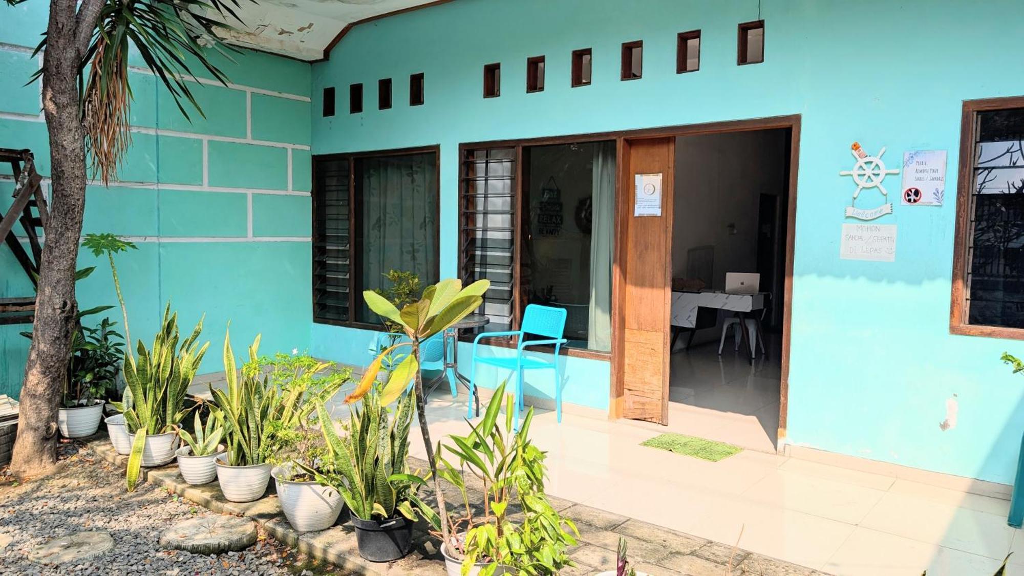 Homey Guesthouse Kertajaya Surabaya Dış mekan fotoğraf